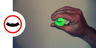 Illustration for article titled So Cool: A Pocket-Sized Frisbee-Ball You Can Play Catch With